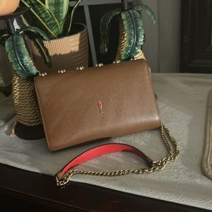 Height 14cm-5.5" 
Width 23cm-9"
Depth 5cm-2"
Length shoulder strap 119cm-47"